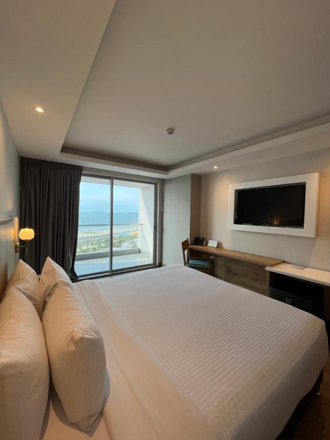 Готель Wyndham Garden Cartagena Екстер'єр фото