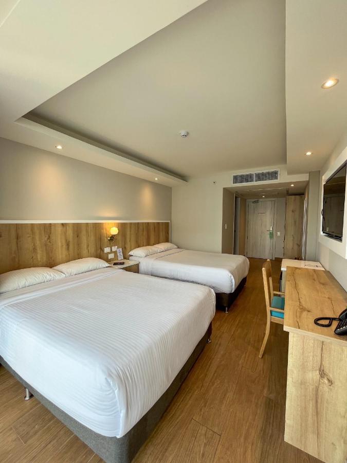 Готель Wyndham Garden Cartagena Екстер'єр фото