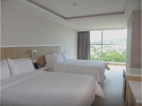 Готель Wyndham Garden Cartagena Екстер'єр фото